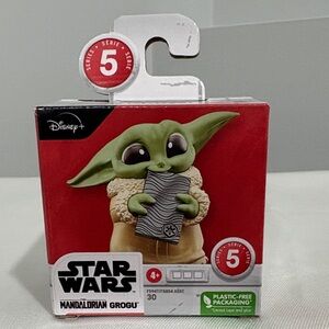 Disney Star Wars Grogu Figure in Green and Tan Packaging